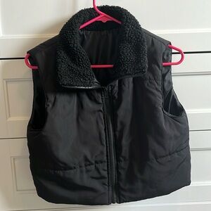 Black cropped puffer vest